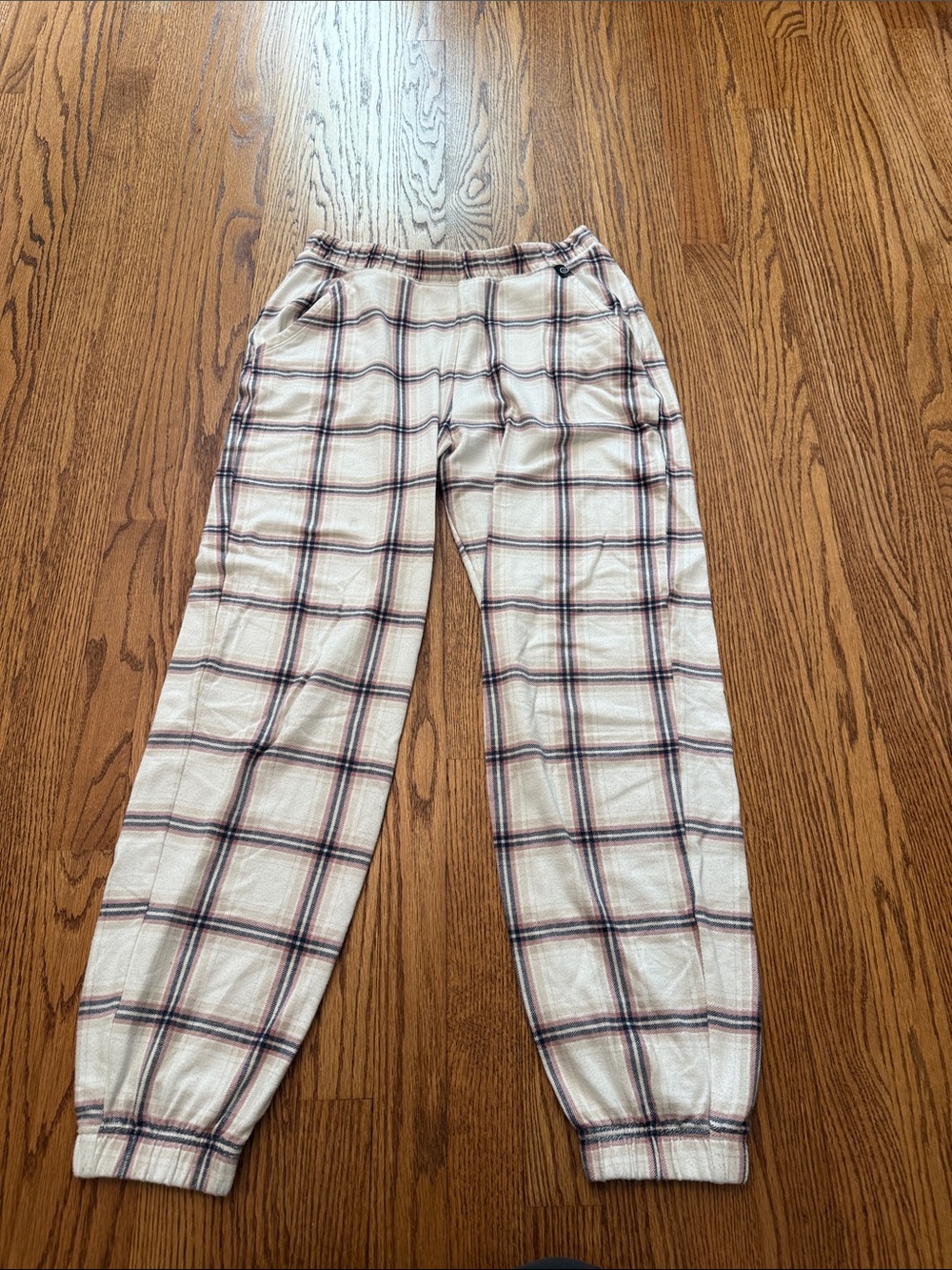 Gilly Hicks Cream Plaid Jogger Sweatpants